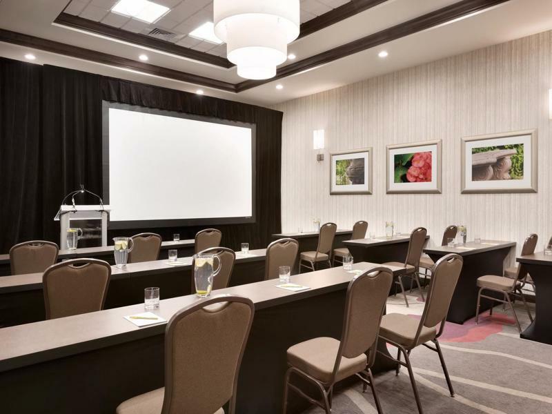 Hilton Garden Inn Pittsburgh Airport South-Robinson Mall Robinson Township Exteriör bild